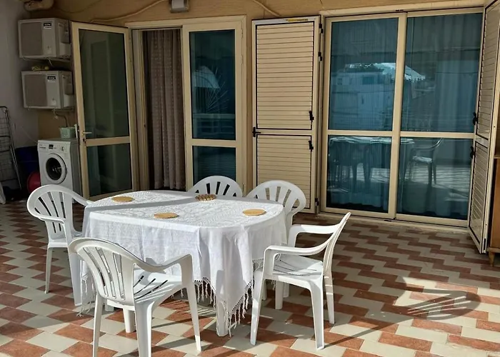 アパート Sea Sarandë